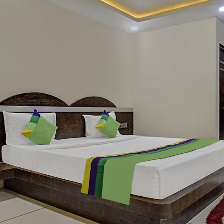 Treebo Trend Jalsa Dlx Hoshangabad Road โบปาล ภายนอก รูปภาพ