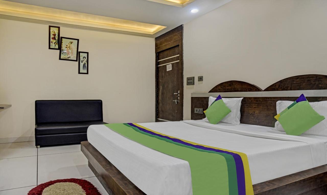 Treebo Trend Jalsa Dlx Hoshangabad Road โบปาล ภายนอก รูปภาพ