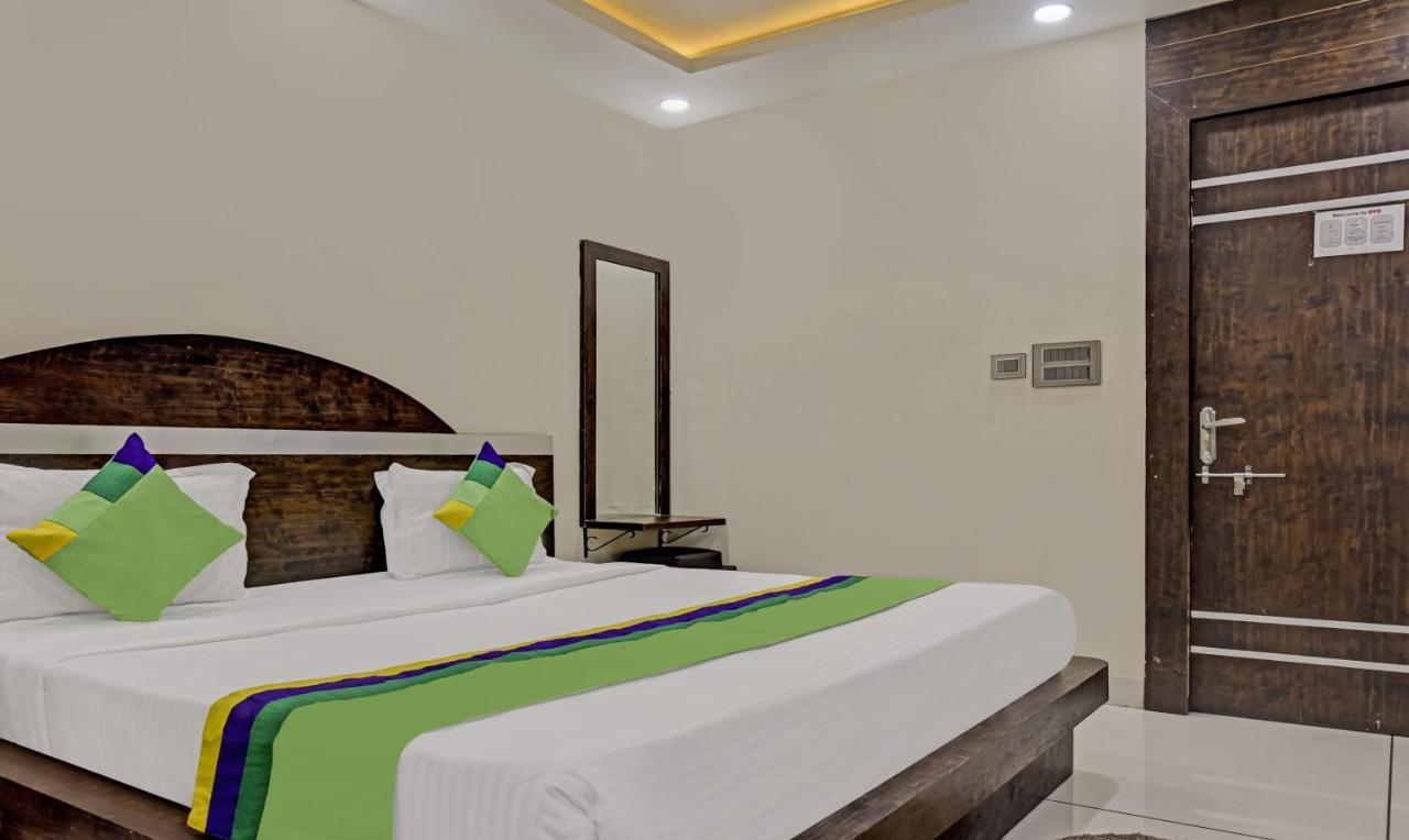 Treebo Trend Jalsa Dlx Hoshangabad Road โบปาล ภายนอก รูปภาพ