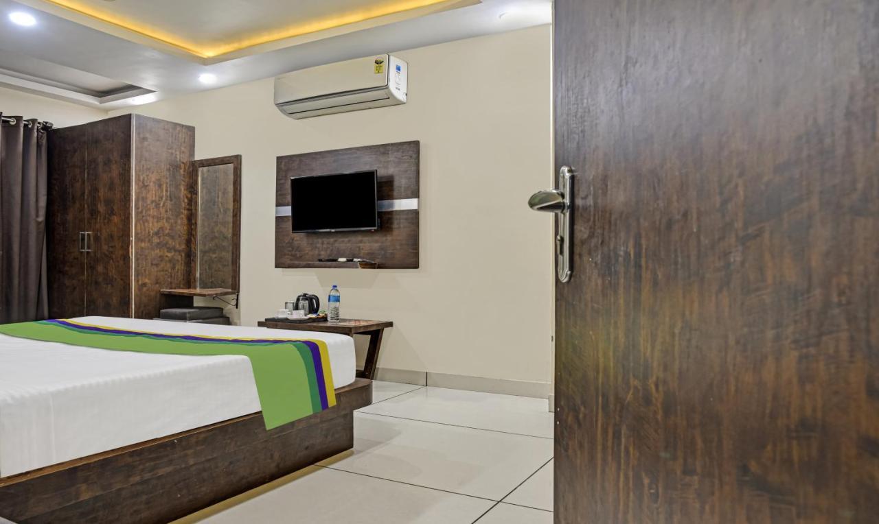 Treebo Trend Jalsa Dlx Hoshangabad Road โบปาล ภายนอก รูปภาพ